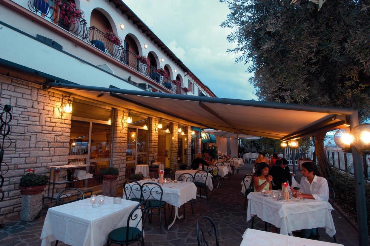 Hotel Fraderiana Torri Del Benaco Exterior foto